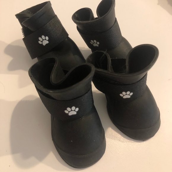 Small dog booties - Picture 1 of 2
